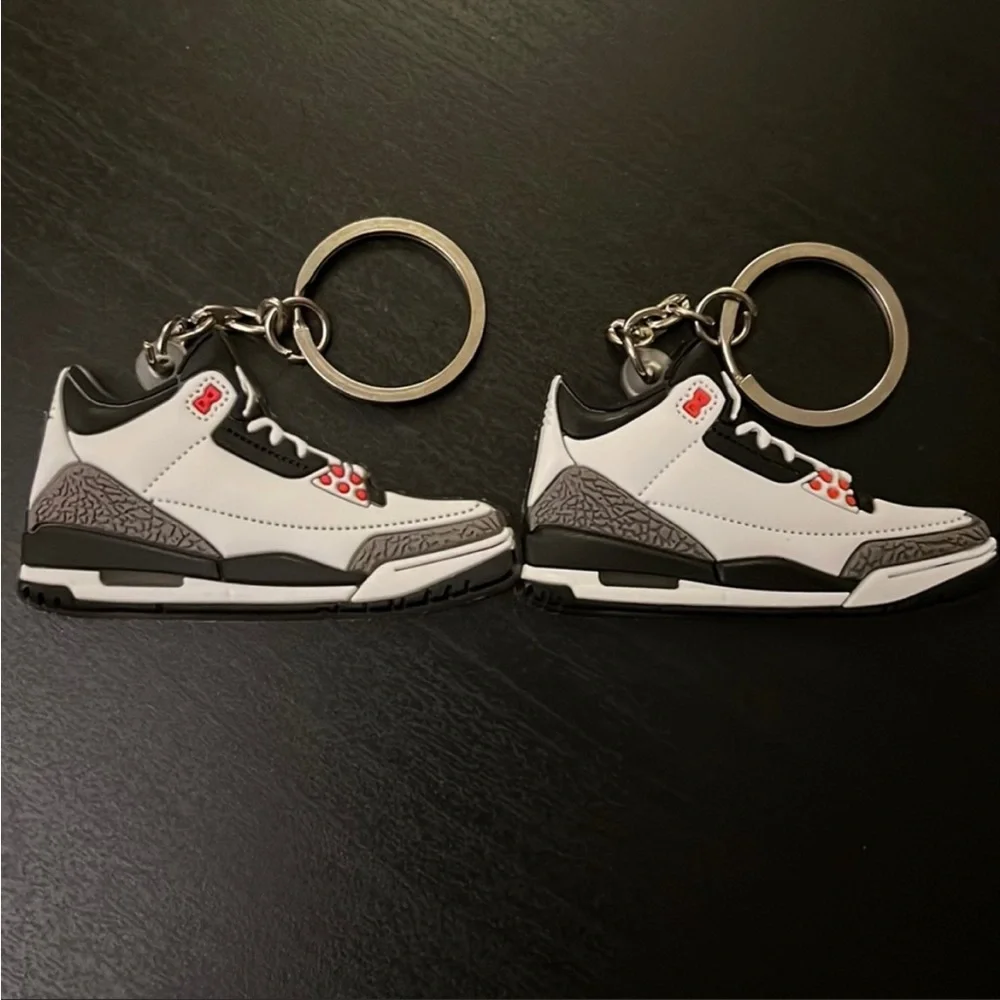 LAST SET! 2 keychains - Jordan 3 Cement Keychain